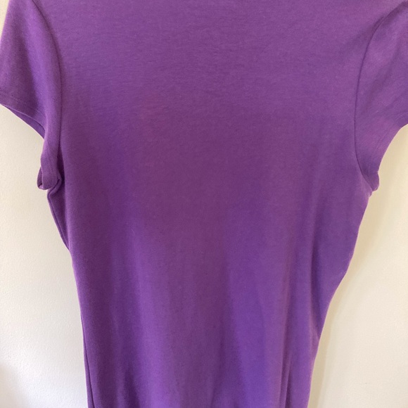 Cambridge Dry Goods cap sleeved, scoop neck tee. - Picture 3 of 4